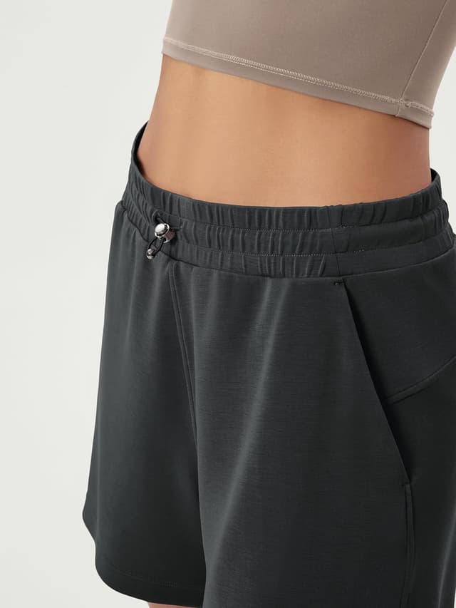 Detalle de ODODOS Modal Soft Relaxed Shorts for Women (4" or 6" inseam) with Adjustable Shockcord Waist