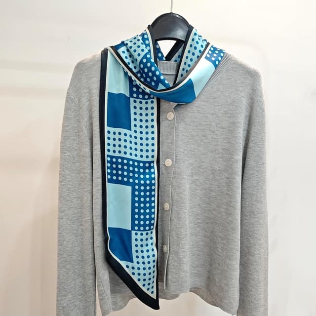 Detalle 2 de GIMIRO Satin Seidenschal (148 x 13,5 cm) – doppellagig als Krawatte, Schal oder Kopftuch