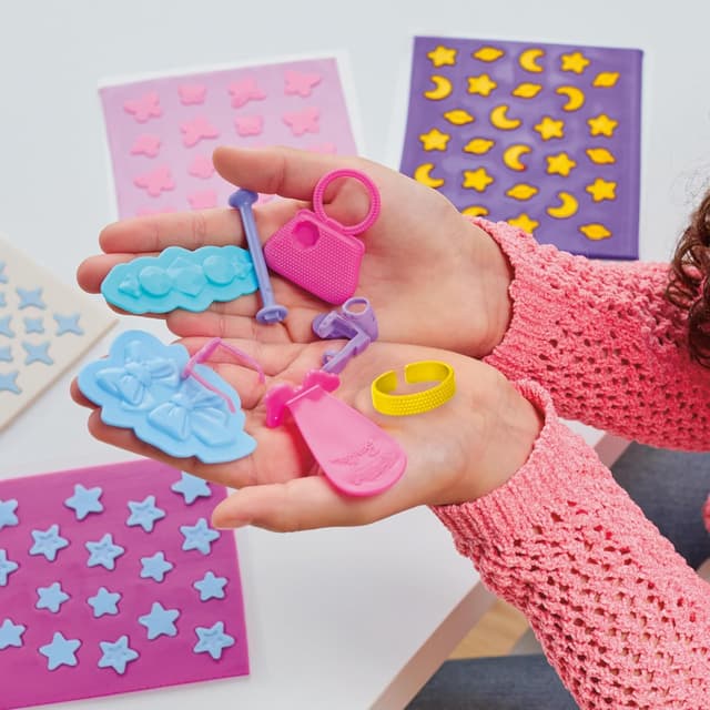 Thumbnail 6 de Play-Doh Barbie Glitzer & Edelsteine Accessoire-Pack für stylische Puppenkleidung