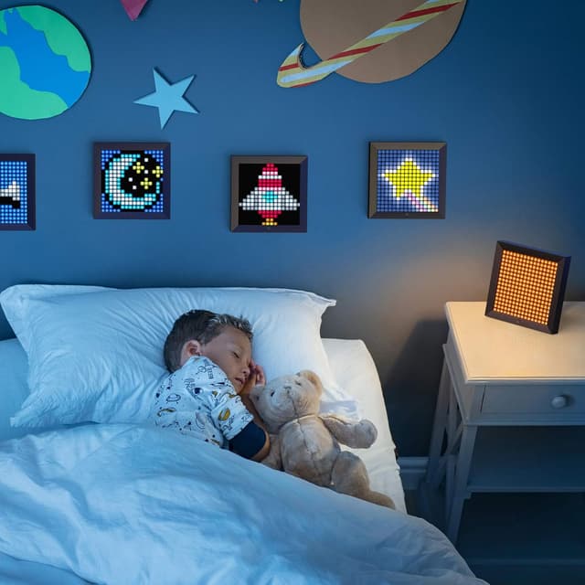 Detalle 2 de Divoom Pixoo Pixel Art LED 16×16