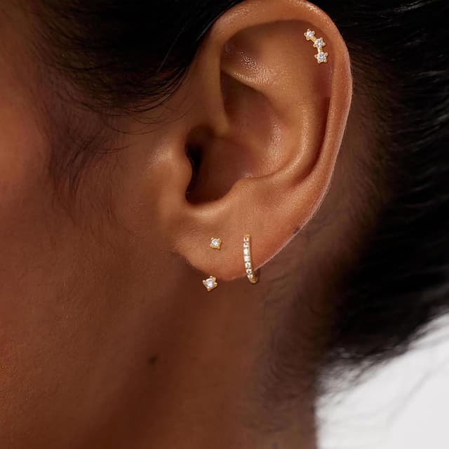 Detalle de BVLAGIDA – Set de 3 paires de boucles d’oreilles femme plaqué or 14 carats, créoles et clous zirconium (hypoallergéniques)