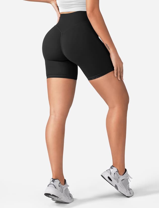 Detalle 1 de YEOREO Women’s Hidden Scrunch Biker Shorts (3.6" / 4.5" / 6") with High Waist Tummy Control