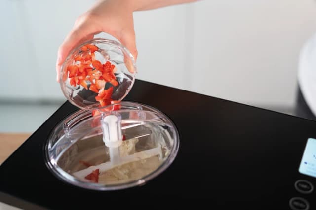 Detalle 2 de Unold Eismaschine Gusto für Sorbet mit Kompressor