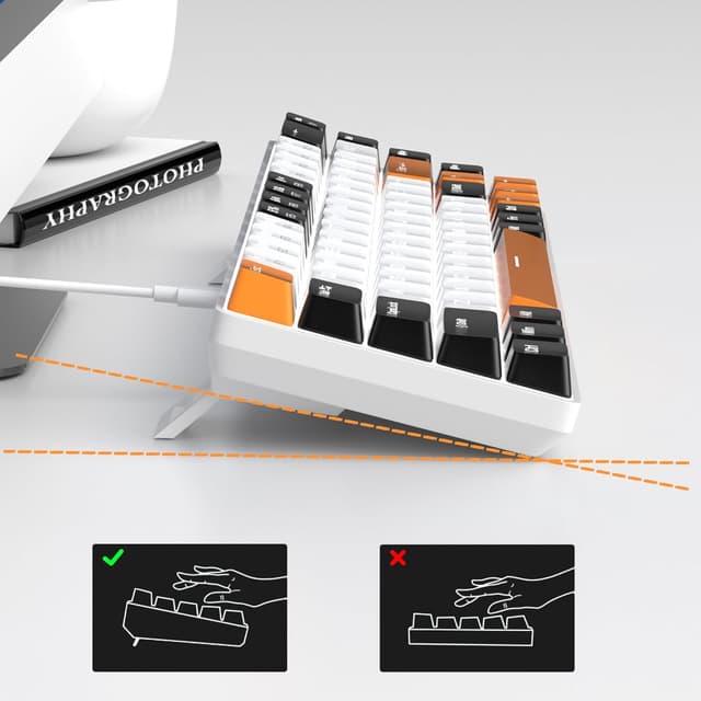 Detalle de MageGee Portable 60% Gaming Mechanical Keyboard (MK-Box) – Ice Blue LED Backlit, Red Switch, 68-Key Wired