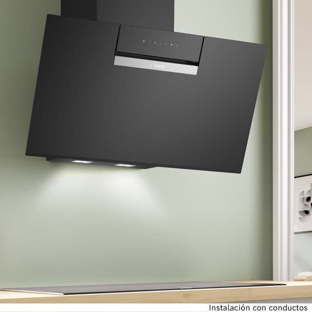 Detalle de Bosch DWK87FN60 campana decorativa 3 velocidades