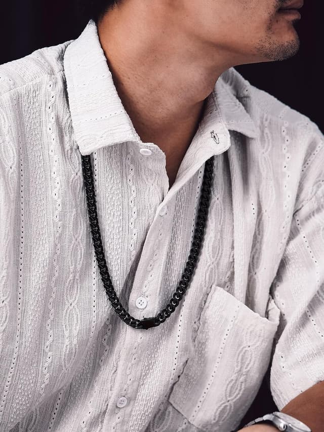 Detalle de Bandmax Panzerkette Herren aus Edelstahl (316L) 5/7/9/12 mm – kubanische Gliederkette schwarz mit auswahlbarer Länge