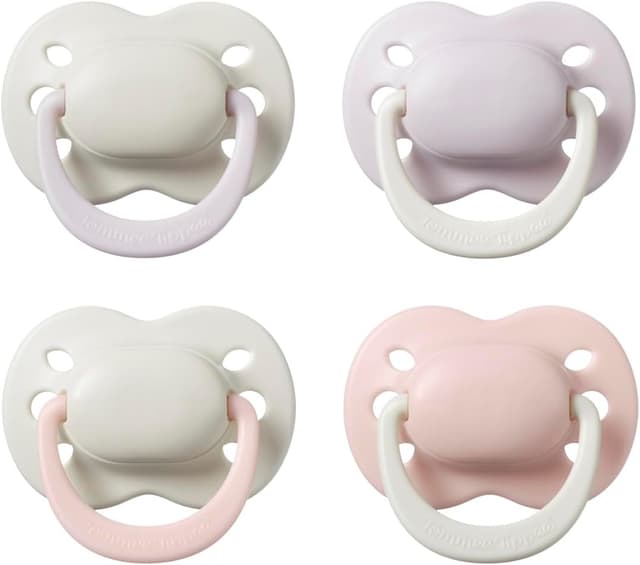 Detalle de Tommee Tippee Newborn Soother (0–2 Months) Orthodontic Dummy, 4 Pack, BPA Free – Pale Plum & Cotton Candy
