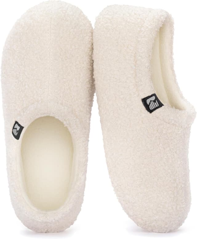 Detalle de RockDove Women's Teddy Fleece Closed Back Indoor Slipper