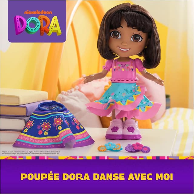 Detalle 2 de Dora – Poupée Danse avec Moi, figurine interactive de 30 cm avec 5 accessoires et 6 chansons