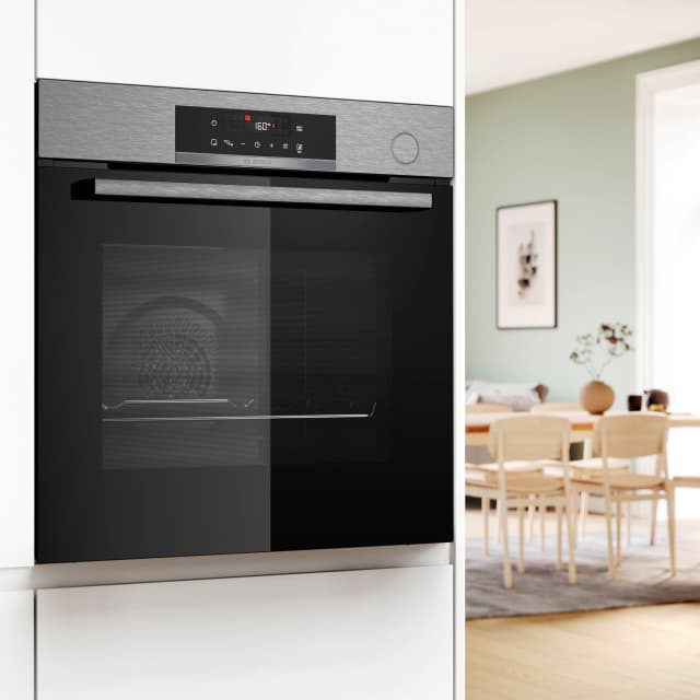 Detalle de Bosch HRG572ES3 horno multifunción 3D Hotair