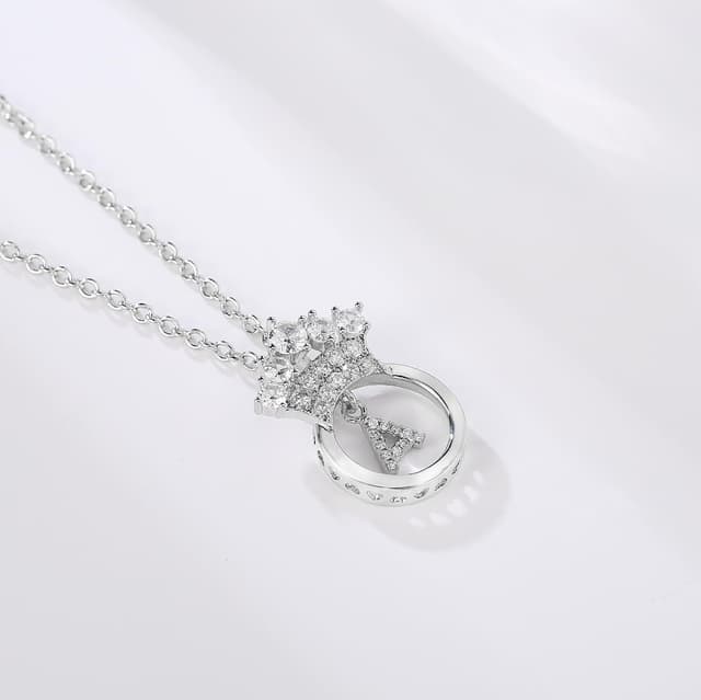 Detalle 1 de Zelnff Kronen-Herz Halskette mit Initiale