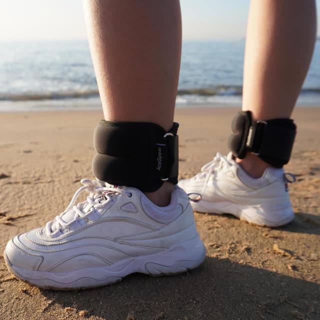 Detalle 2 de AceSpear Ankle Weights Sets (1lb to 5lb) for Men, Women, and Kids — Pair with Adjustable Straps