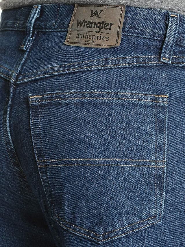 Detalle 2 de Wrangler Authentics Herren Classic Relaxed Fit Flex Jeans