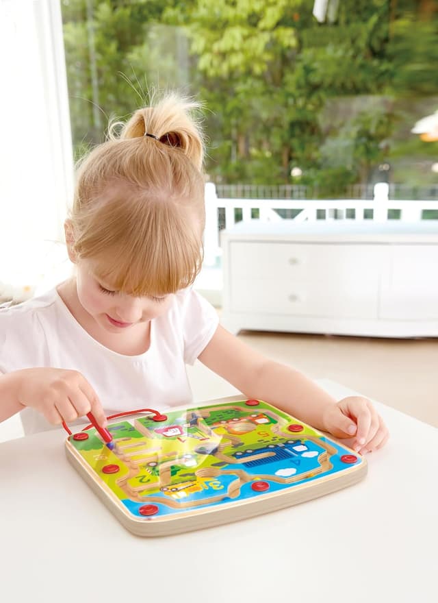 Detalle 2 de Hape Labirinto Magnetico Educativo – Cantiere Edile e Numeri