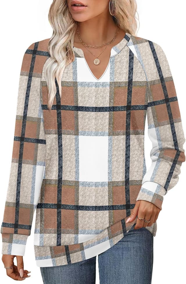 Detalle de Aokosor women’s V-neck long sleeve sweatshirt jumper in a relaxed fit