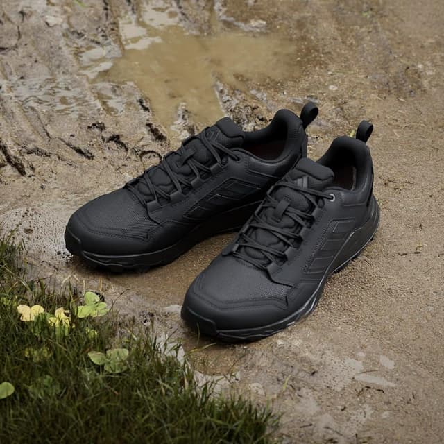 Detalle 2 de adidas Terrex Tracerocker 2 GORE-TEX trail running shoes for men