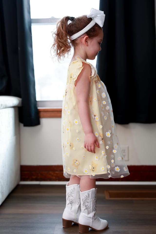 Detalle de Disney Winnie the Pooh Toddler Girl Dress with Tulle Skirt, Ruffle Sleeves & Soft Mesh Fabric