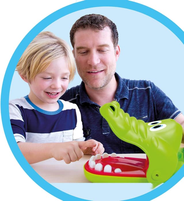 Detalle 2 de Hasbro Gaming Kroko Doc Schnapp-Spiel – lustiges Brettspiel für Kinder ab 4 Jahren (2–4 Spieler)