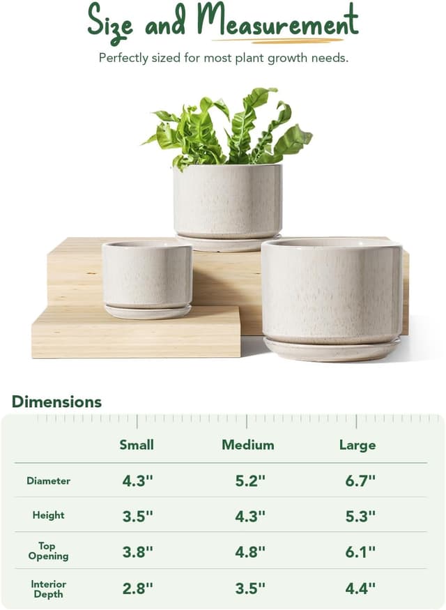 Detalle de LE TAUCI ceramic plant pots set of 3 (11, 13 & 17 cm) with drainage hole and saucer in reactive glaze beige