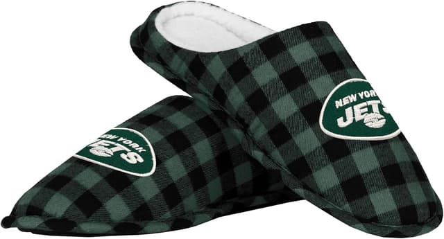 Detalle de FOCO Men's NFL Sherpa-Lined Buffalo Check Memory Foam Slippers