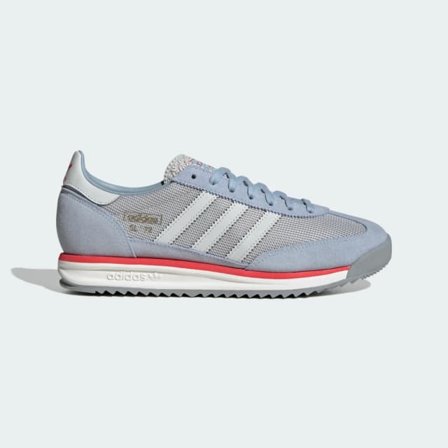 Detalle de adidas Zapatilla SL 72 RS en azul: estilo retro para el día a día