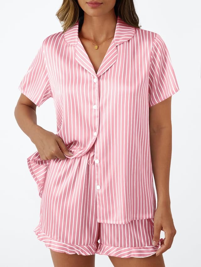 Detalle 2 de LILLUSORY Women’s Satin Silk Pajamas Set (2-Piece Ruffle Ruffle PJs) — Button-Down Top & Shorts