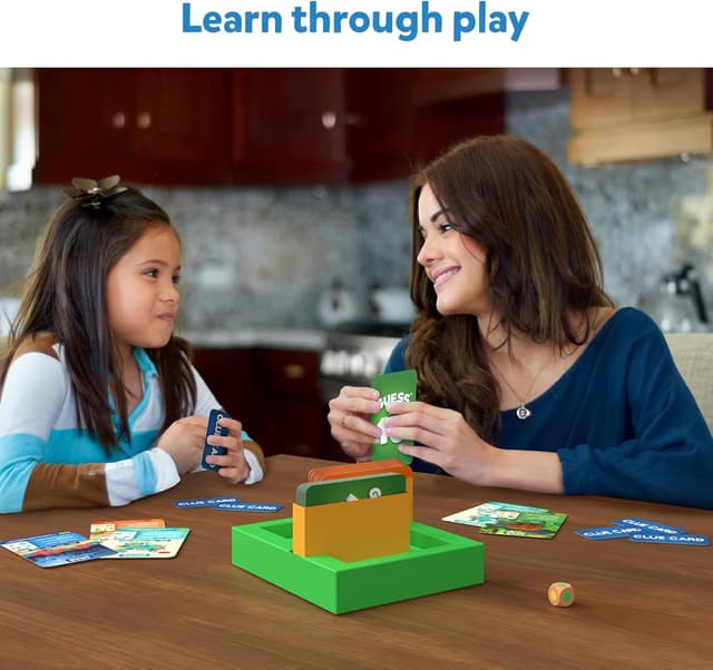 Detalle 2 de Skillmatics Guess in 10 Animals & Countries Combo board game (50 animal cards, 50 country cards)