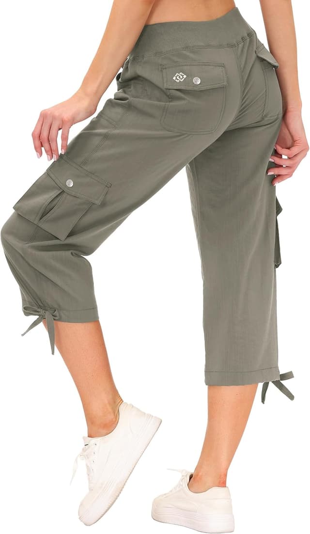 Detalle de MoFiz Women’s Relaxed-Fit Capri Pants 3/4 Hiking Joggers with Cargo Pockets