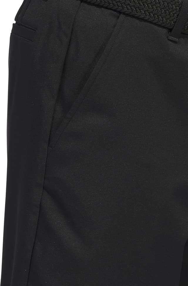 Detalle de Men’s adidas Adi Advantage Golf Shorts with Regular Fit and Recycled Polyester