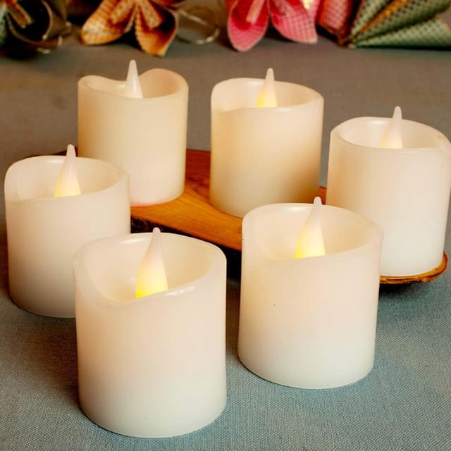 Detalle de Hellum 6 candele LED in vera cera (Ø 5 x 5 cm), con batterie CR2032 incluse, luce bianco caldo per interni