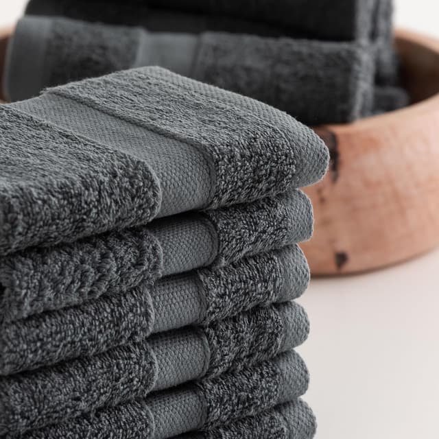Detalle 2 de Todocama Juego de 12 Toallas de Mano 30x30 cm Gris Oscuro