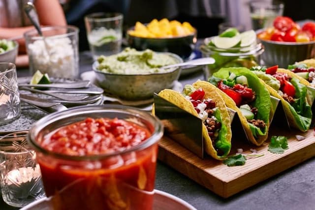 Thumbnail 2 de SAWORS Salsa de Tomate Mild para Nachos 1kg 🍅