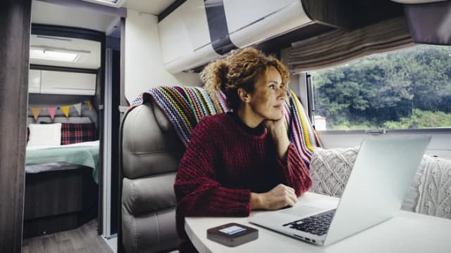 Thumbnail 19 de Netgear Nighthawk M7 Pro MR7540: mobiler WLAN-Router mit Wi‑Fi 7 und Touchscreen