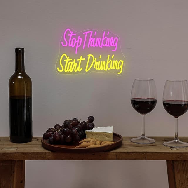 Detalle 2 de Neon SIGNSHIP Stop Thinking LED, 42 x 30 cm