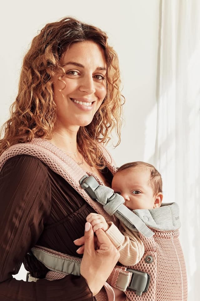Detalle 1 de BabyBjörn Baby Carrier Harmony (3D Mesh) in Dusty Pink