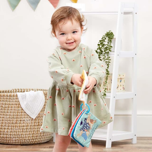 Detalle de Rainbow Designs Peter Rabbit touch book