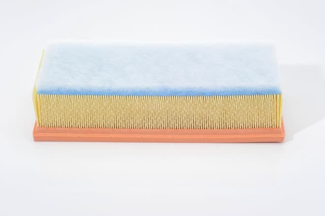 Detalle de Filtre à air automobile Bosch S0058 : séparation des particules et meilleure tenue à l’humidité