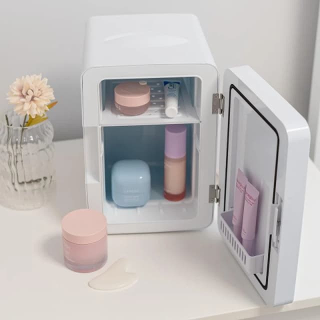 Thumbnail 1 de Flamingueo Mini Nevera 6,5L fría/calor 12V/220V