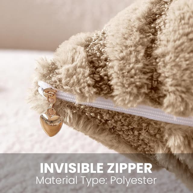 Detalle de Ystyle lot de 2 housses de coussin décoratives 45 x 45 cm en peluche marron clair