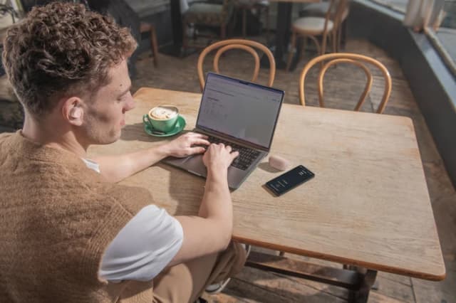 Thumbnail 11 de Sony WF-C710N Doppelpack Rosa – Noise Cancelling