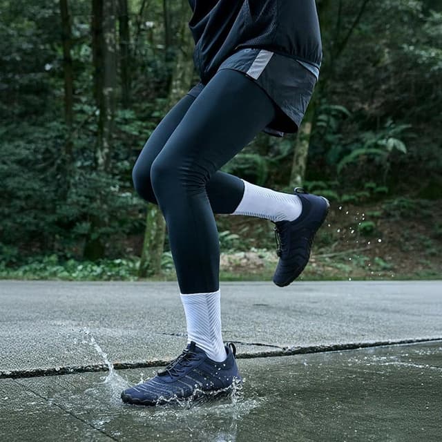 Detalle de EWUHA Barefoot Water Shoes (Unisex) with Wide Toe Box and Non-Slip Outsole