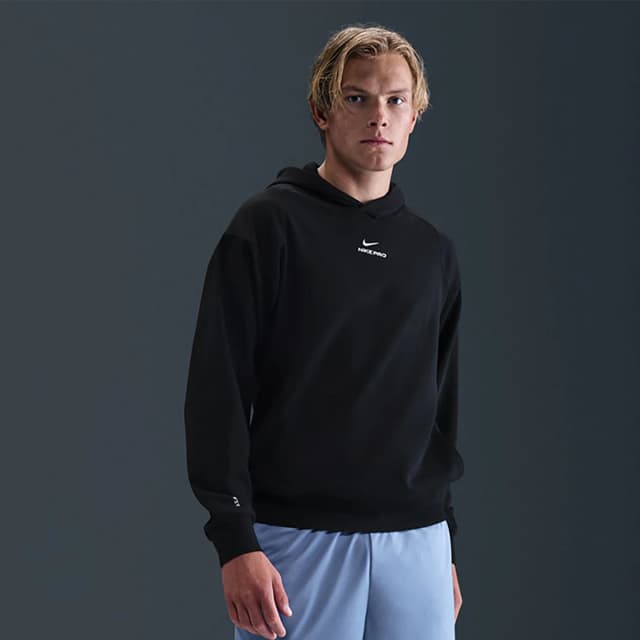 Detalle de Nike Pro Training sudadera hombre con capucha