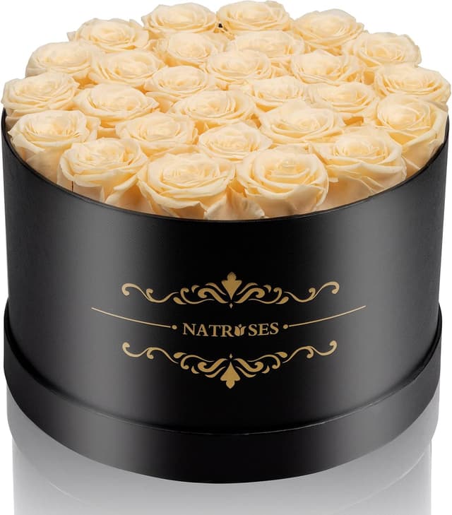 Detalle de NATROSES Gifts for Her 27-Piece Forever Preserved Roses in a Box (Buttermilk)