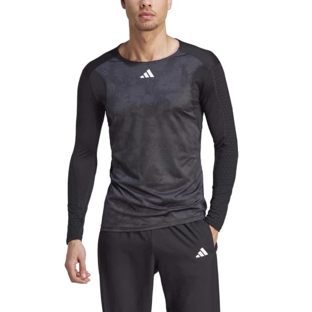 Detalle de adidas Camiseta de tenis y pádel de hombre PARIS adidas con tecnología FreeLift y AEROREADY