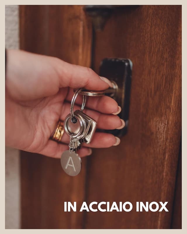 Detalle 2 de Portachiavi GD GOOD.designs EST. 2015 con lettera e chip per carrelli della spesa in acciaio inox argento