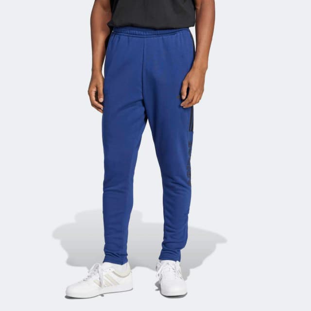 Detalle de adidas House of Tiro French Terry: pantalón de hombre con corte clásico y cordón