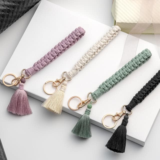 Detalle 2 de CHUQING Makramee-Schlüsselanhänger aus Baumwollkordel mit Quaste – weiches Schlüsselband für Damen