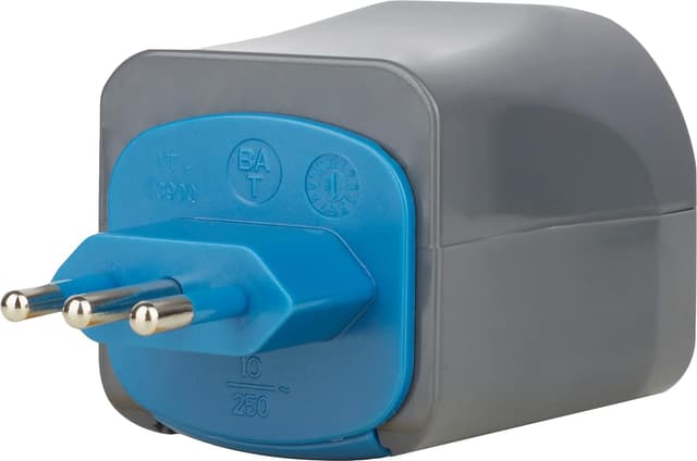 Detalle de Brennenstuhl set Spine da Viaggio con interruttore automatico da 10A