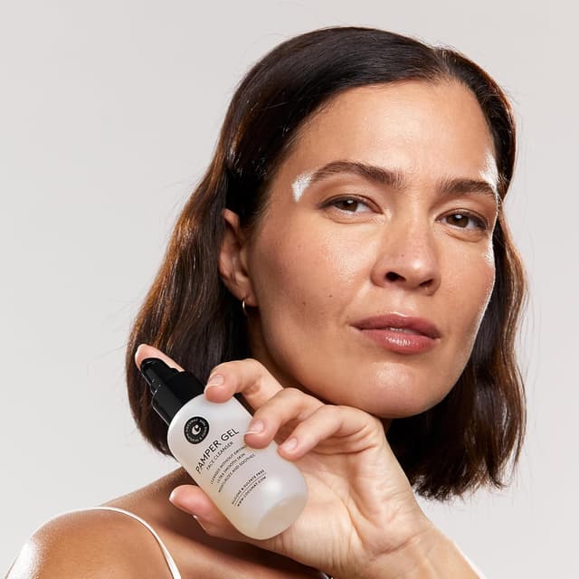 Detalle de COCUNAT Pamper Gel milde Gelseife mit 100 ml