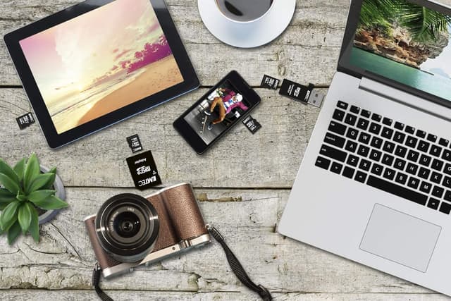 Detalle de Emtec 32 GB Class 10 Gold SDHC Speicherkarte (Klasse 10, bis zu 90 MB/s) – für Kamera & HD-Camcorder